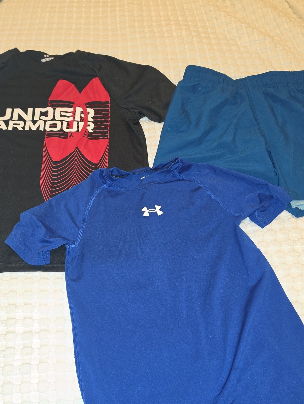 Under Armour Boys' Shirts and Shorts Bundle